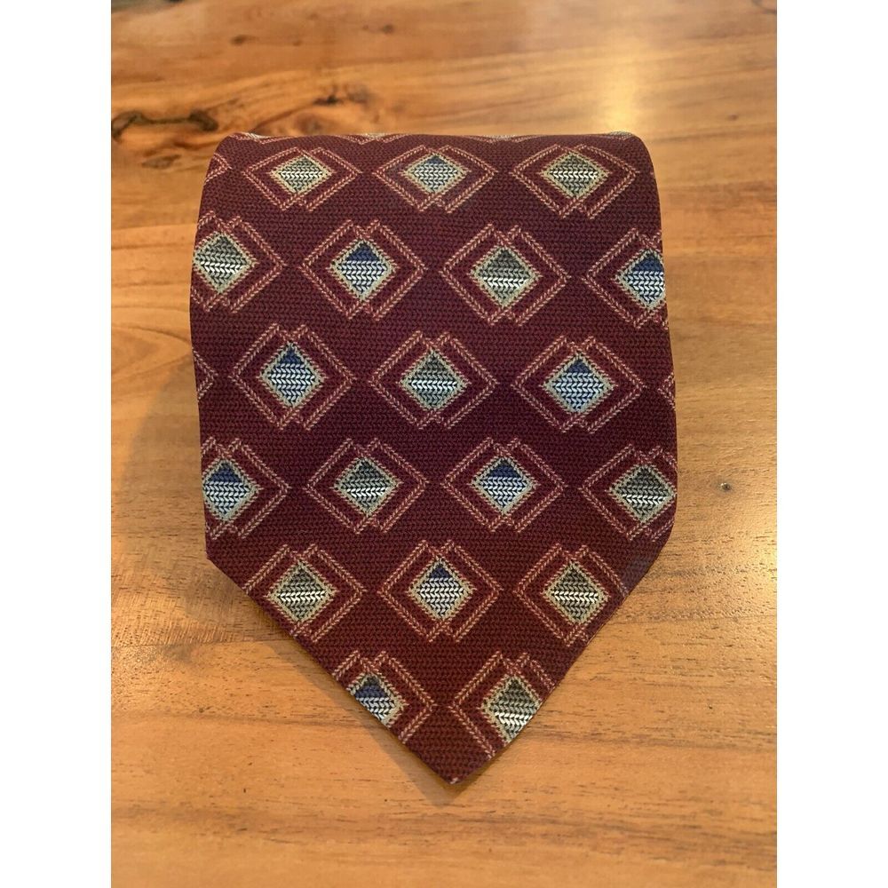 Henry Grethel 100% Silk Maroon Burgundy Geometric Tie Made In USA